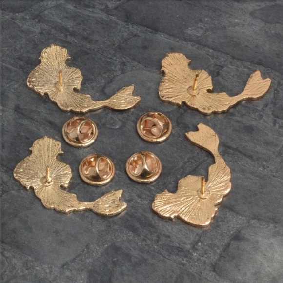 *Restocked!* Koi fish yin yang enamel pin set - Picture 4 of 5